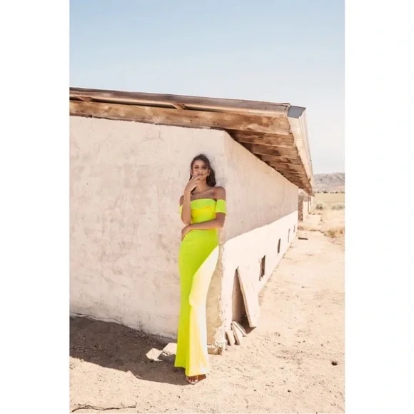 HOUSE OF CB 'Shelby' Yellow Crepe Off Shoulder Column Maxi Dress NWOT - Picture 5 of 5